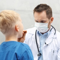 Sindrome di Kawasaki nei bambini, casi aumentati di 30 volte
