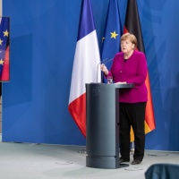 Merkel e Macron lanciano un Recovery Fund da 500 miliardi