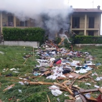 Nella villetta esplosa a Fino Mornasco c'erano tre ordigni artigianali