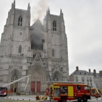 Tre inneschi, ma «nessuna traccia di effrazione»