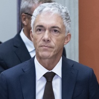 Lauber si dimette