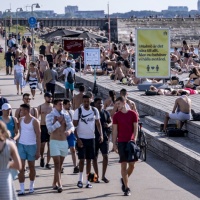 «Non fate come la Svezia, non funziona»