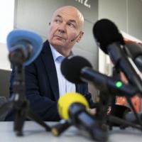 «1'000 spettatori? I club fallirebbero»