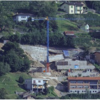 Muro di sostegno crollato: «Zona sicura anche con l'arrivo della pioggia»