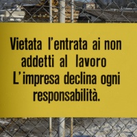 Dopo le sassate, i sassolini
