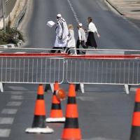 Israele inasprisce il confinamento: «Da nessuna parte misure simili»