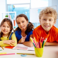 «I nostri figli a casa per un mini raffreddore»