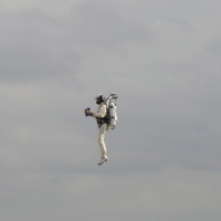 Avvistato di nuovo l'uomo con il jet-pack