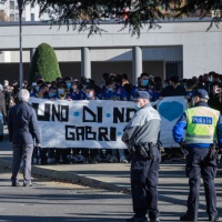 L’ultimo saluto al giovane morto sabato in un incidente