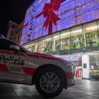 Aggressione alla Manor, l'accusa è di tentato omicidio e lesioni gravi