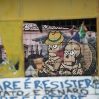 L'autogestione: «Qui siamo e qui rimaniamo»