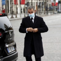 Oggi al via il processo a Sarkozy