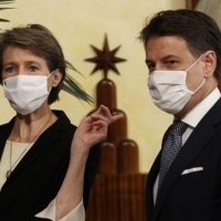 Stazioni sciistiche: Sommaruga al telefono con Conte