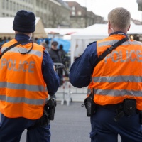 Falsi poliziotti colti in flagrante e arrestati