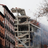 Forte esplosione a Madrid, almeno tre morti, otto feriti e un disperso