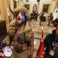 Arrestato Jake, lo “sciamano” di Capitol Hill
