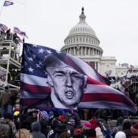 L'appello al 25esimo emendamento è sempre più bipartisan