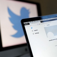 Twitter sospende Trump definitivamente