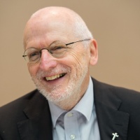 Decreto d'abbandono nei confronti di don Chiappini