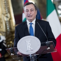 Un governo Draghi con pochi ministri tecnici: è la soluzione?