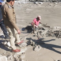 Sono almeno 7 i morti causati dal crollo del ghiacciaio himalayano