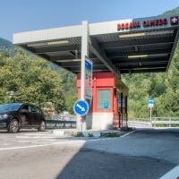 Re è zona rossa: chiusi i negozi e le scuole