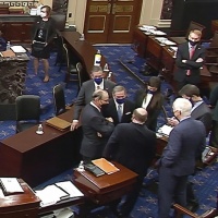 Impeachment di Trump, confusione in Senato per i testimoni