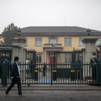 La "guerra fredda" anglo-cinese su diritti e Xinjiang
