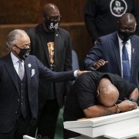 Il processo al poliziotto che uccise George Floyd