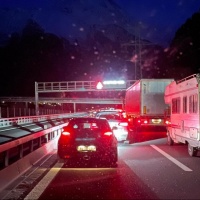 Per chi torna in Ticino, stasera al Gottardo una coda infinita