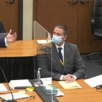 Processo Floyd: Derek Chauvin testimonierà o no?