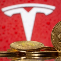 Tesla dice addio ai pagamenti in Bitcoin: troppo inquinanti