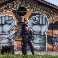 «Una fuga in avanti indegna della Svizzera»