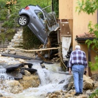 «L'intero villaggio è pieno di fango e detriti»