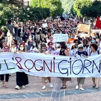 Sciopero delle donne, assedio al Castello