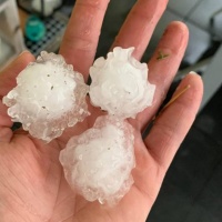 Palline di ghiaccio sul Ticino, allagamenti nel Sopraceneri