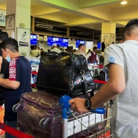 Da Kabul è fuggi fuggi generale