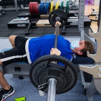 La palestra accetta «anche chi è senza pass»