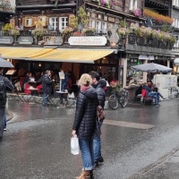 Il ristorante dei corona-scettici è già pronto a riaprire?