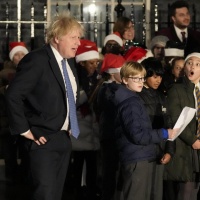Feste nonostante le restrizioni: Boris Johnson segnalato alla polizia