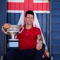 Djokovic vince la battaglia: può restare in Australia