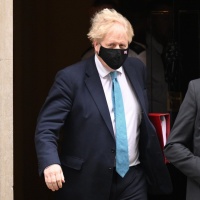 Partygate, «grave fallimento» del governo di Boris Johnson