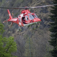 Dramma sul fiume, 27enne tra la vita e la morte