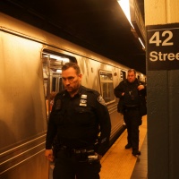 Numerose persone colpite nella metropolitana a Brooklyn