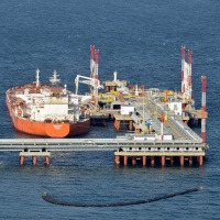 Cosa cambierà per noi dopo il bando dell'Ue al petrolio russo