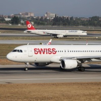Non c'è pace per i viaggiatori: Swiss cancella altri 676 voli