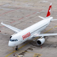 Swiss cancella centinaia di voli: «Noi li avevamo avvertiti»