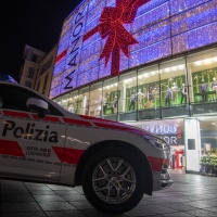 Accoltellamento alla Manor, la 29enne oggi a processo