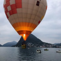 Sabato una mongolfiera cadrà nel lago