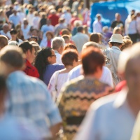 Siamo tanti. Siamo 8 miliardi